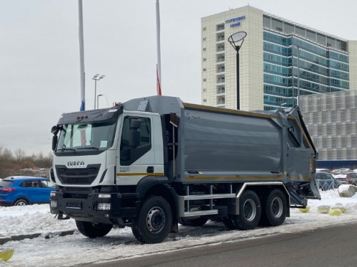 Новый мусоровоз на базе Iveco Trakker